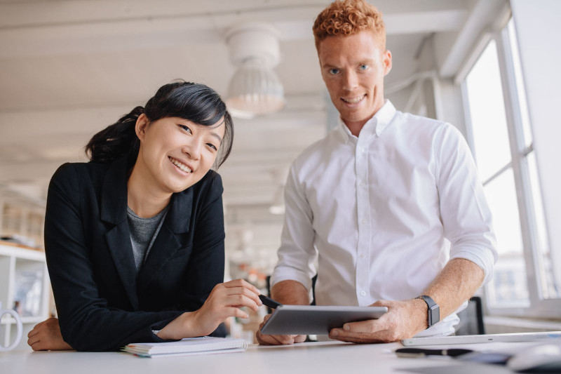 The Leader and Original in Electric Sit-Stand Desks