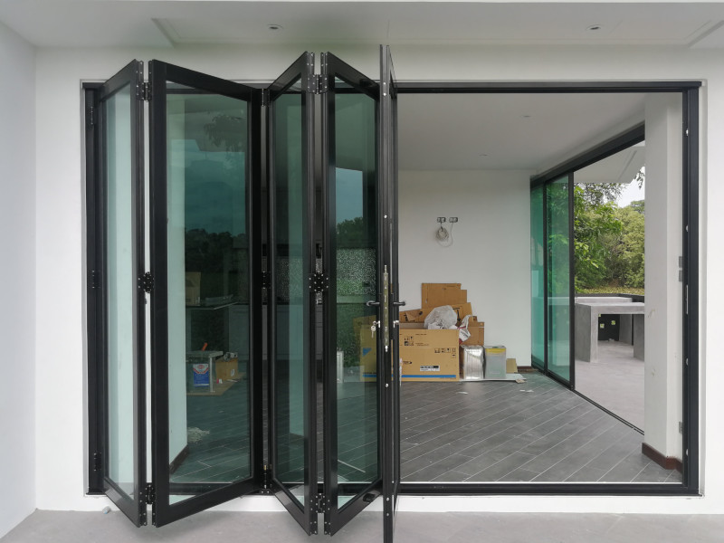 Reasons to Add Automatic Sliding Doors to Your Business in Virginia