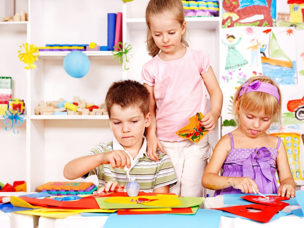 Two Reasons to Consider Preschool in Huntington Beach CA