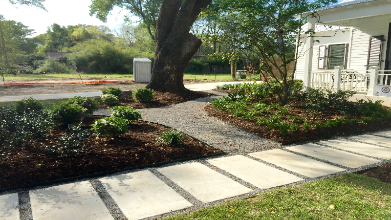 Call for Flower Bed Cleaning in Baton Rouge Today