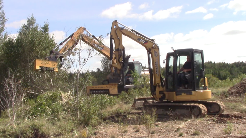 Getting an Excavator Mulching Head to Clear the Land